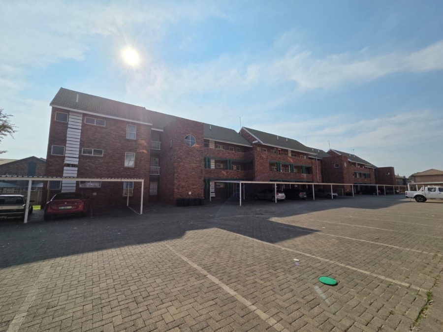 1 Bedroom Property for Sale in Willows Free State